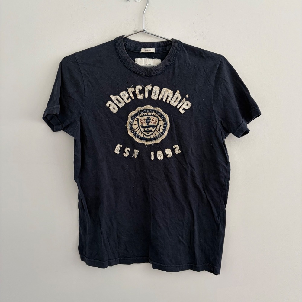 Abercrombie & Fitch Muscle Fit Graphic T-Shirt Navy Blue XL